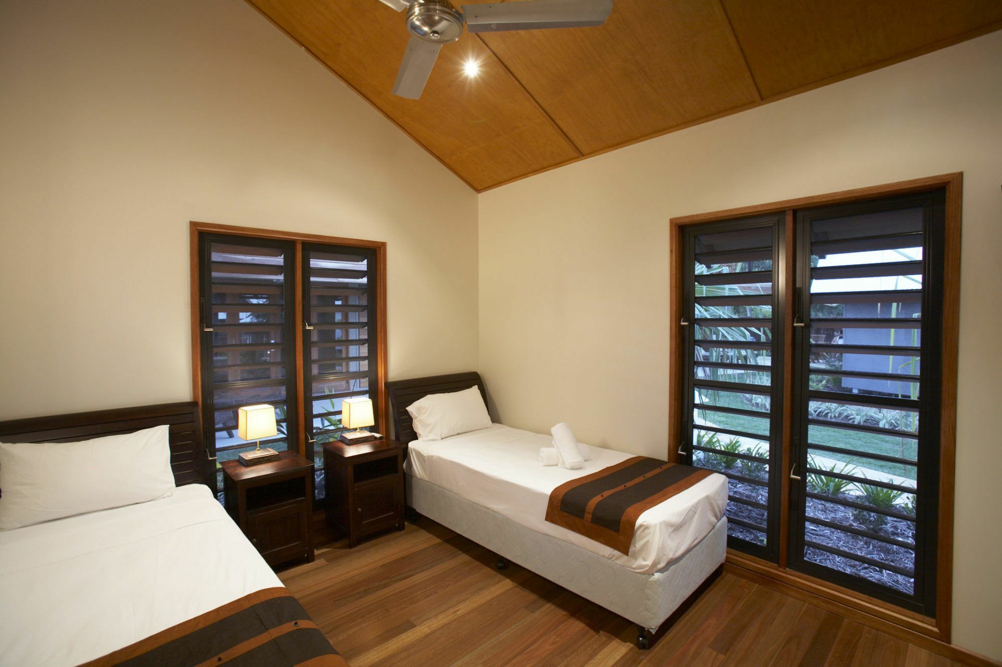 Pure Magnetic Villa 6 Nelly Bay ภายนอก รูปภาพ