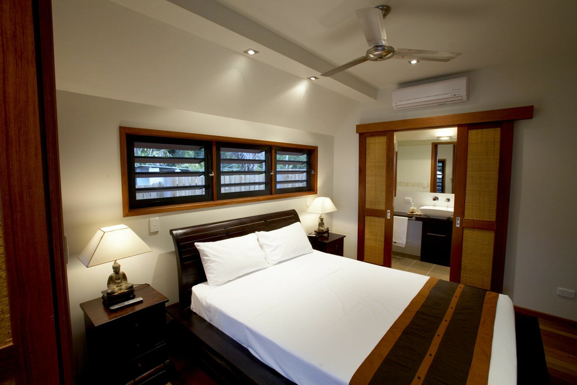 Pure Magnetic Villa 6 Nelly Bay ภายนอก รูปภาพ