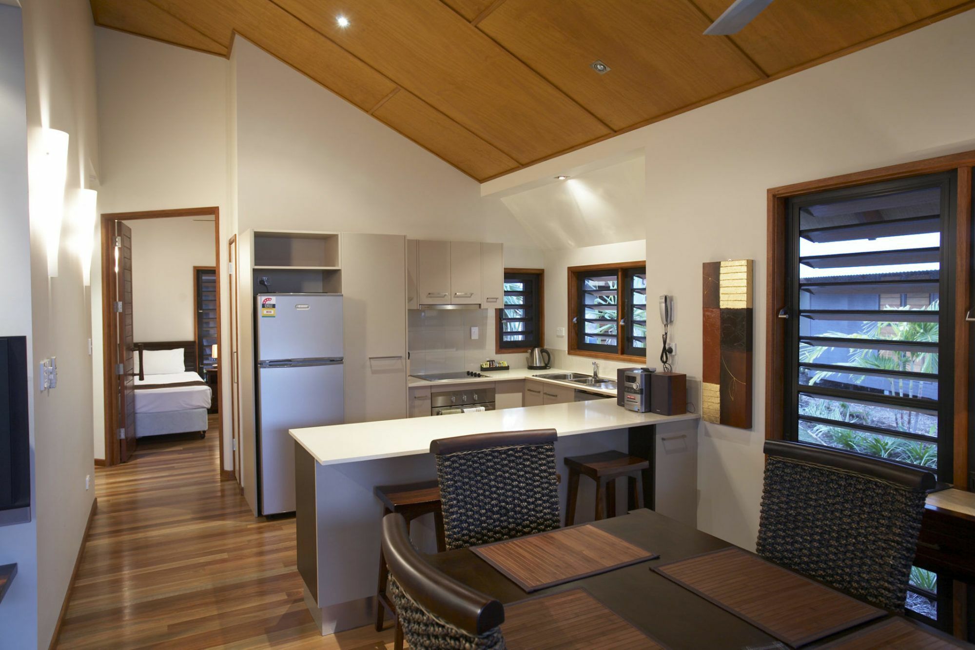 Pure Magnetic Villa 6 Nelly Bay ภายนอก รูปภาพ